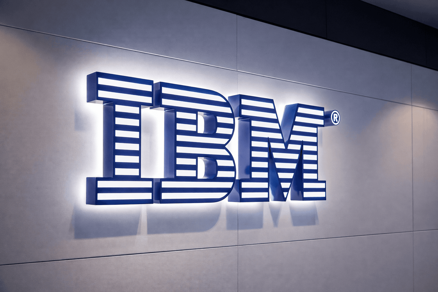 IBM unveils nanostack architecture, claims first sub-1nm chip tech
