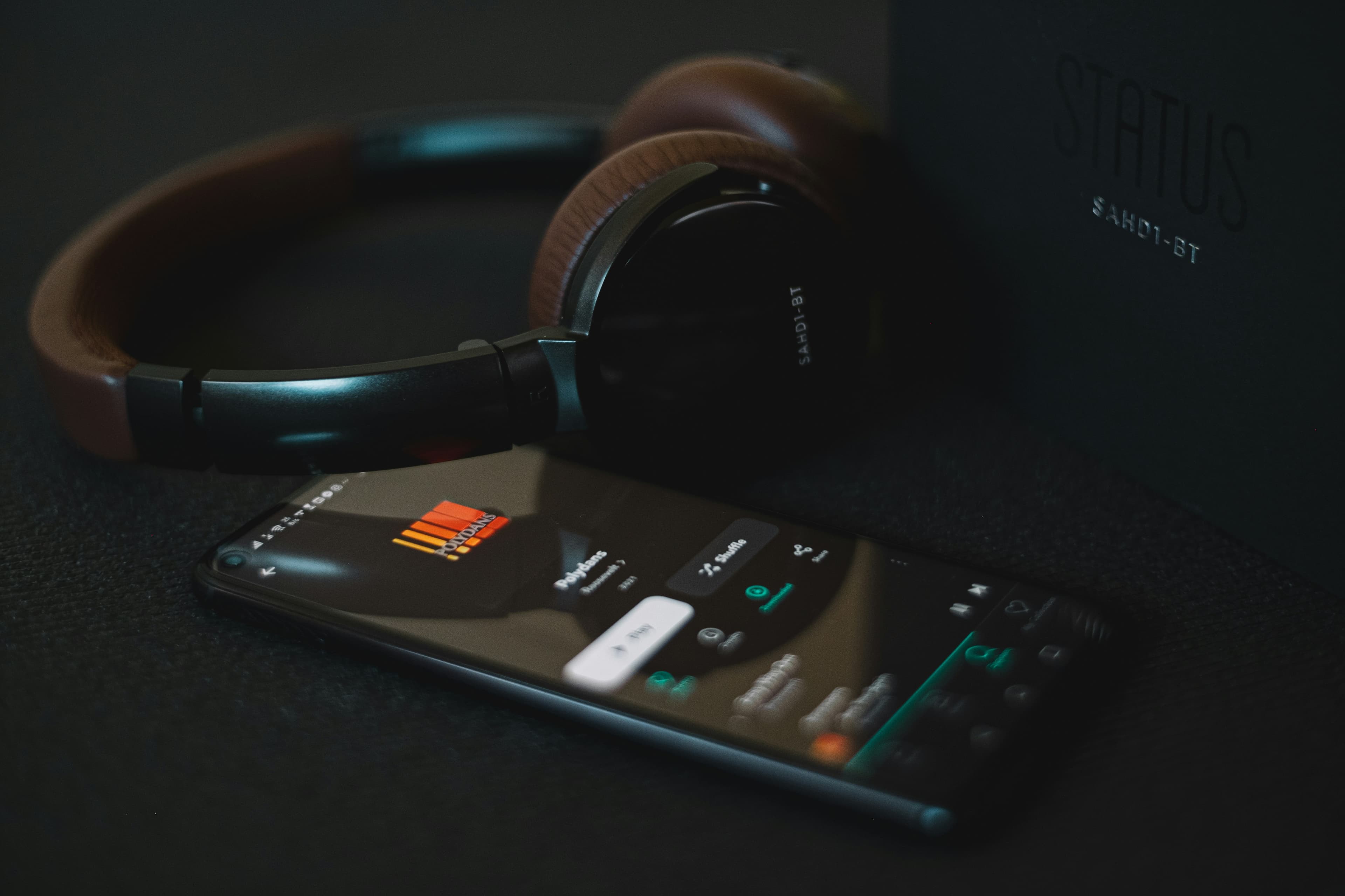Roland enters generative AI music with Melody Flip DAW plugin