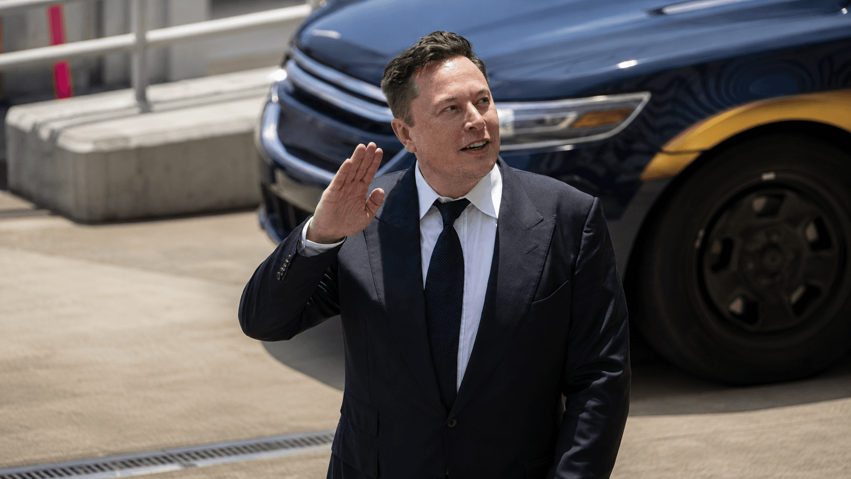 Musk spends nearly half of Tesla earnings calls on AI and robots
