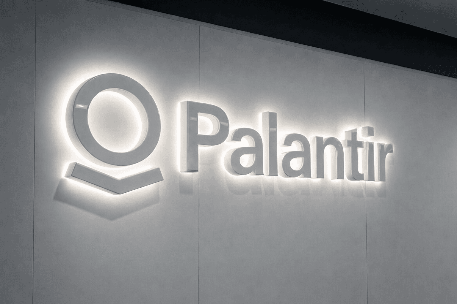 Greater Manchester holds out as UK weighs $400M Palantir NHS break