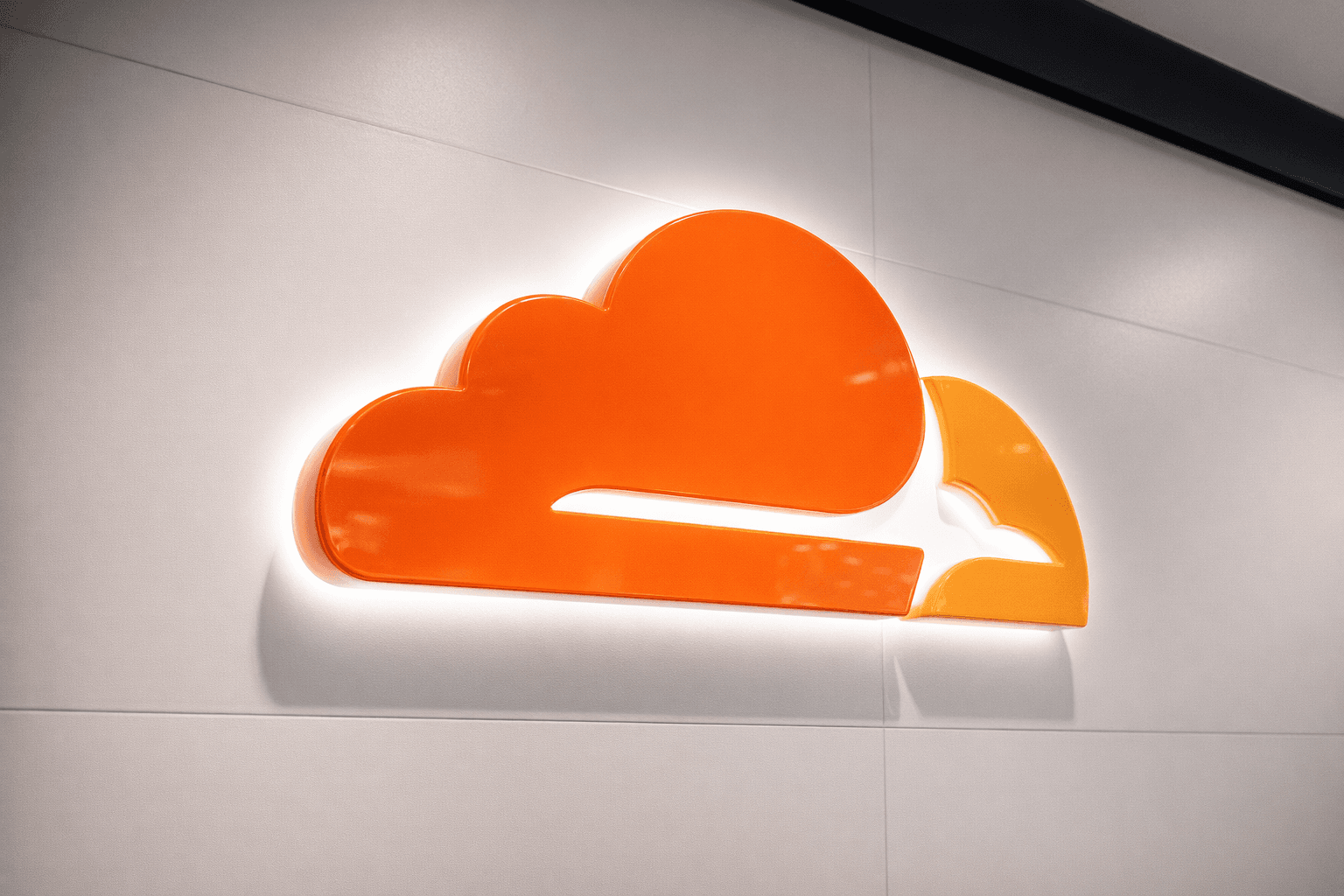 Cloudflare launches Kitesurf, a cloud browser built for AI agents