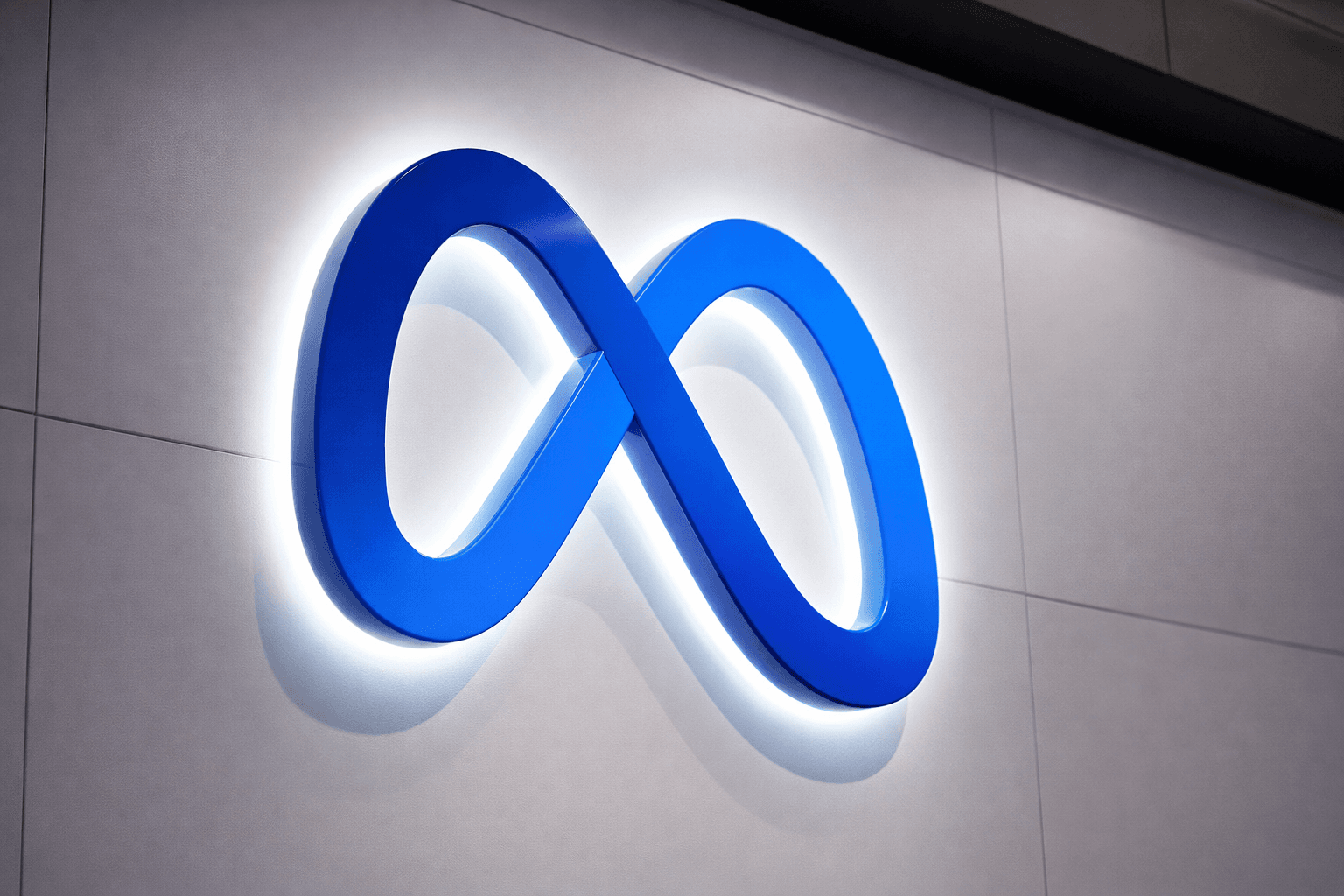 Meta logo
